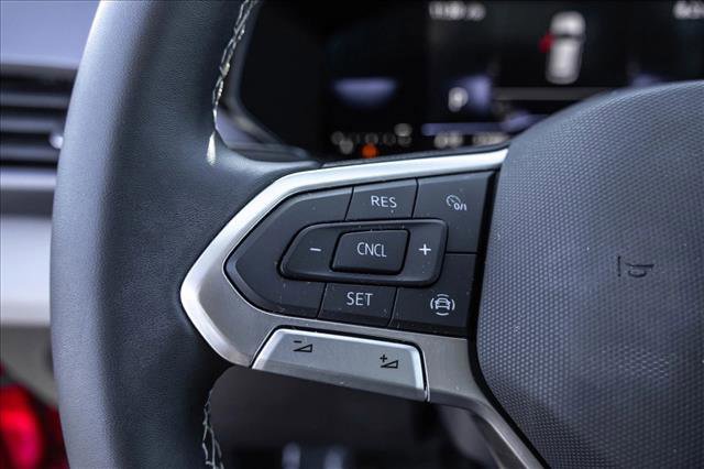 Used 2022 Volkswagen Taos SE image 12