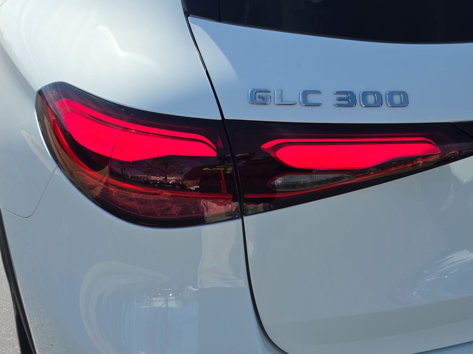 Certified 2025 Mercedes-Benz GLC 300 4MATIC image 33