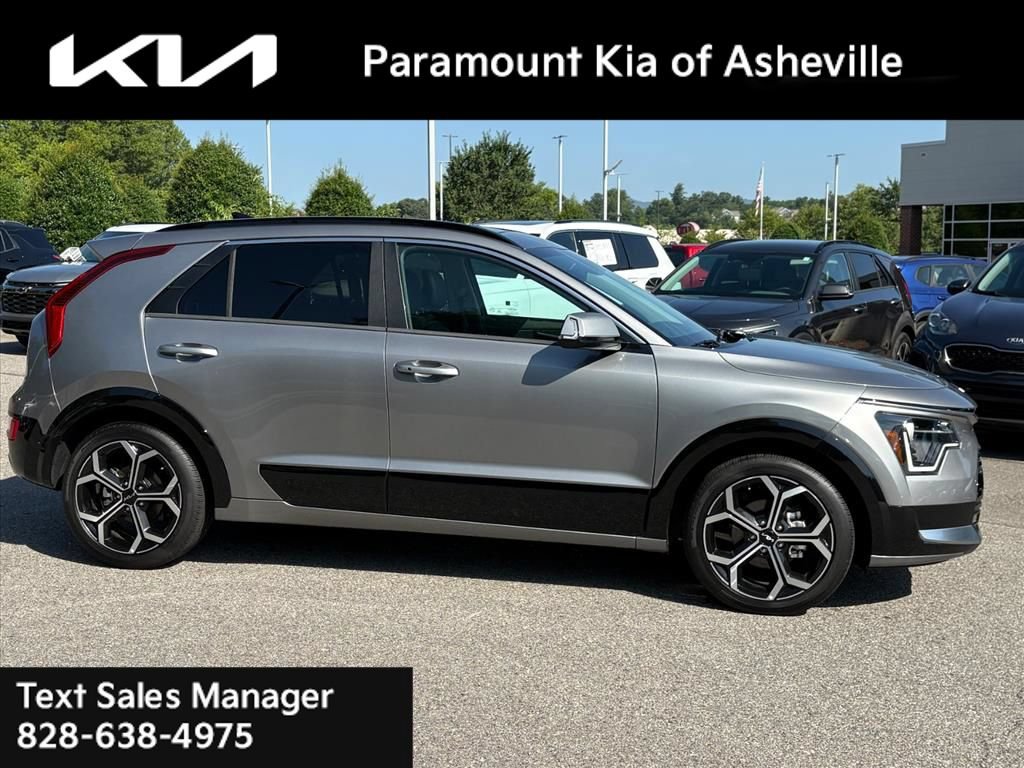 Certified 2025 Kia Niro EX Touring FWD image 7