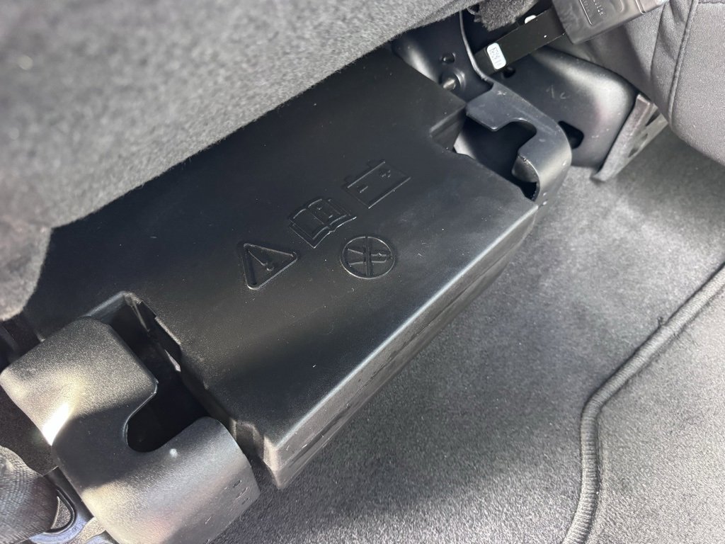 Used 2023 Ford F150 Lariat w/ Equipment Group 502A High image 31