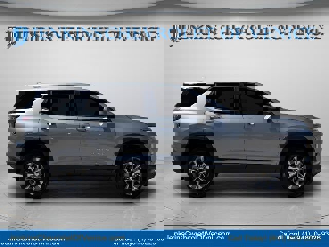 New 2026 Chevrolet Equinox LT w/ Safety and Technology Package image 2