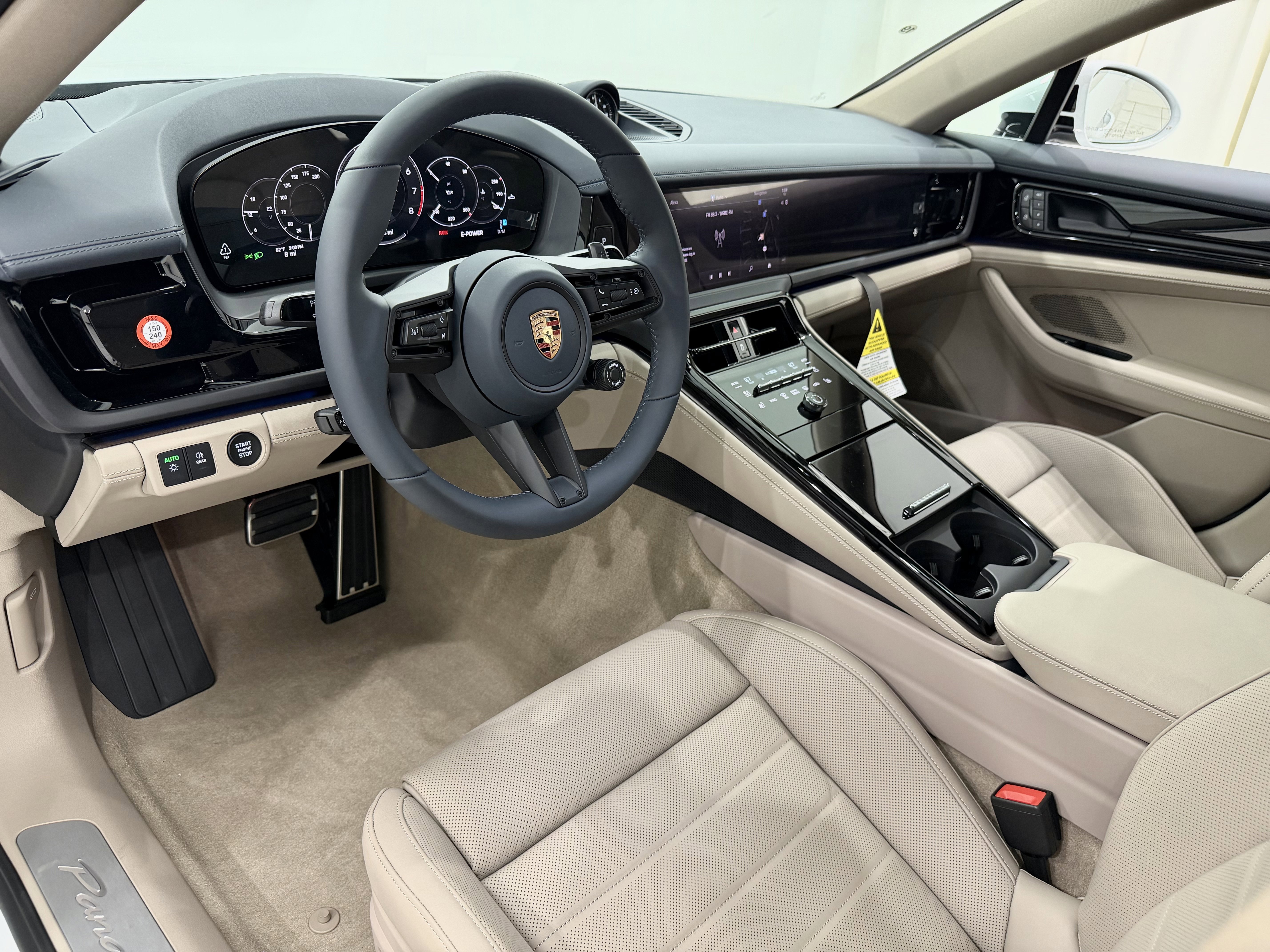 New 2026 Porsche Panamera 4 image 26