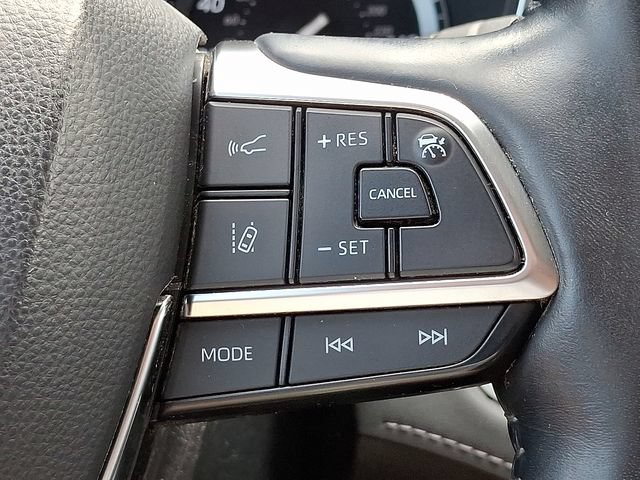Used 2020 Toyota Highlander Platinum AWD/4WD image 21