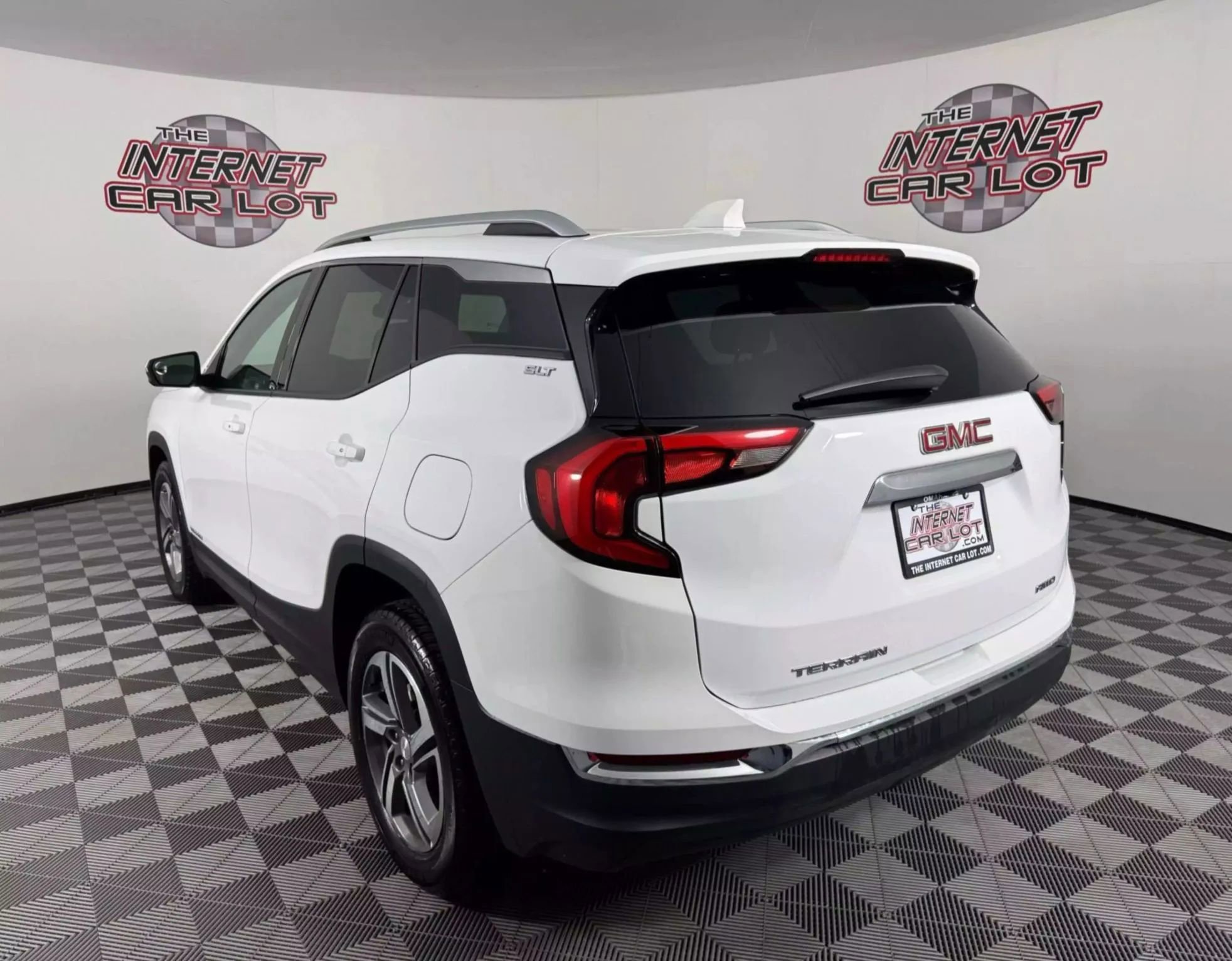 Used 2020 GMC Terrain SLT w/ Preferred Package AWD/4WD image 5