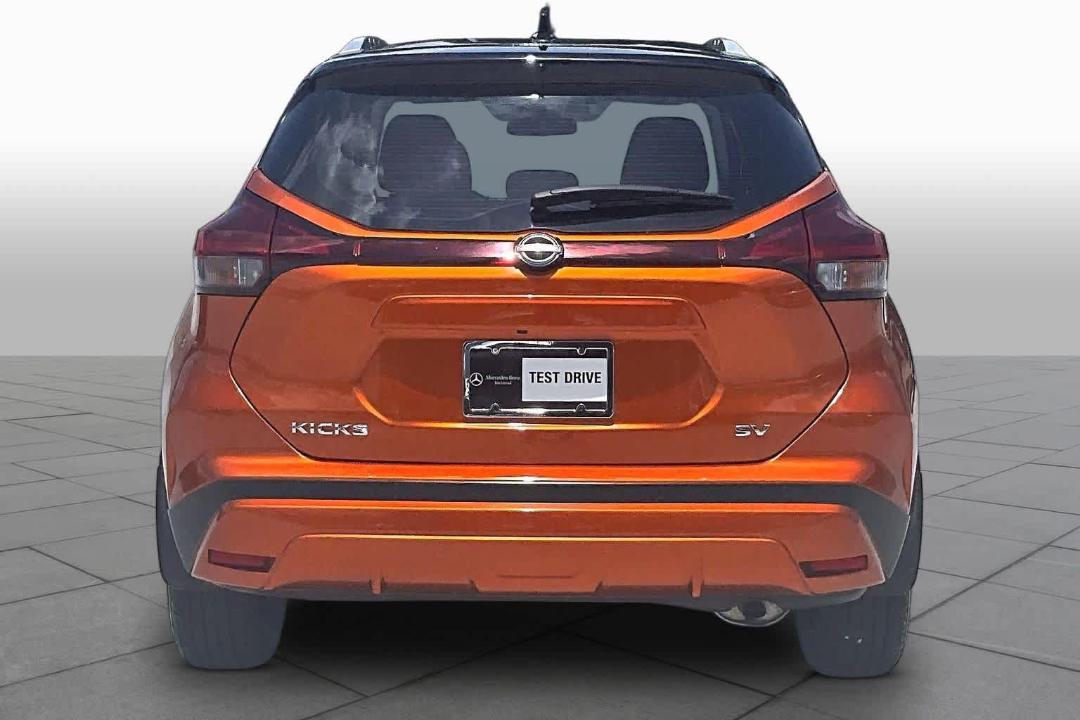 Used 2023 Nissan Kicks SV FWD image 5
