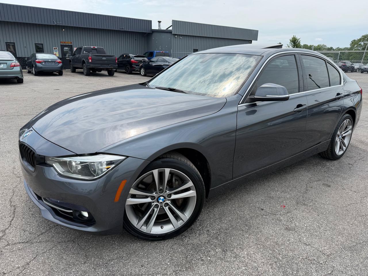 Used 2016 BMW 340i Sedan RWD image 3