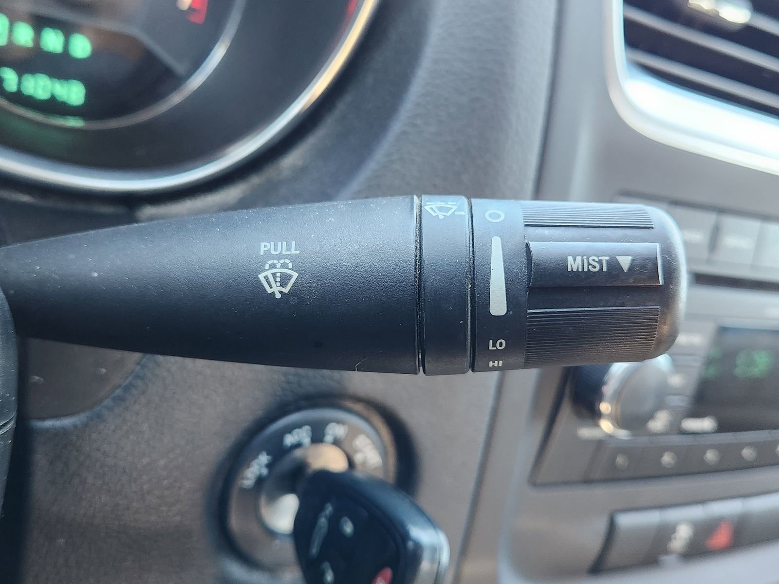 Used 2014 Dodge Avenger SE w/ Rallye Appearance Group image 24