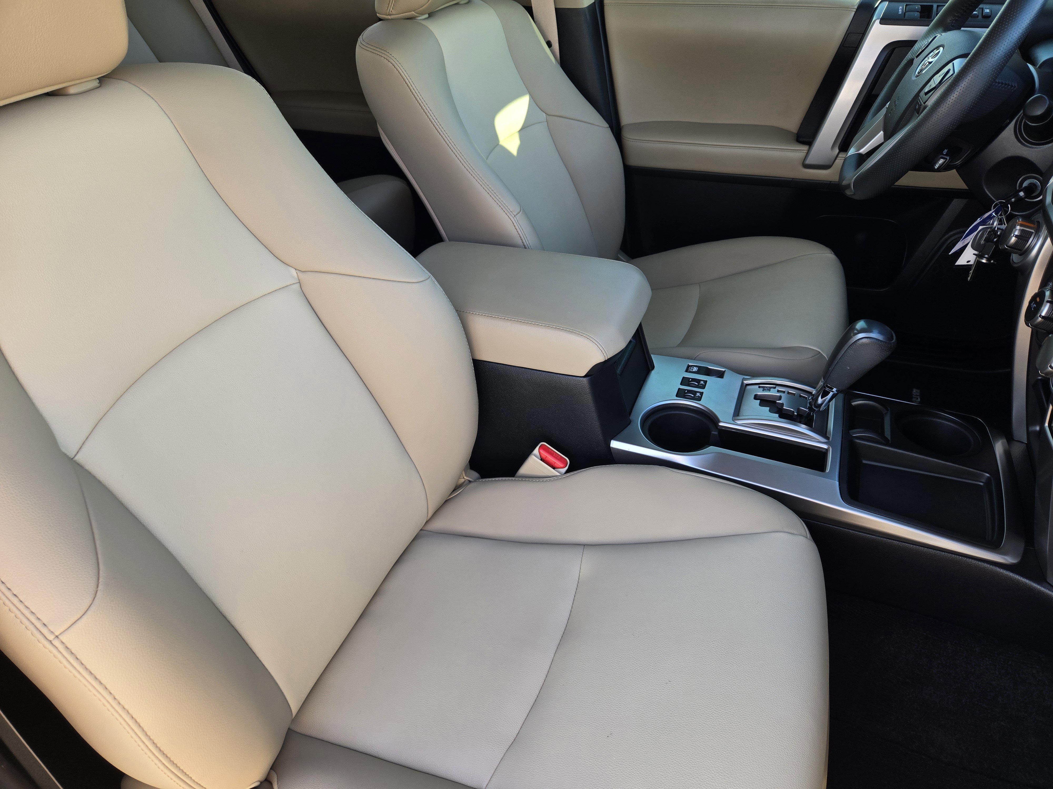 Used 2019 Toyota 4Runner SR5 Premium image 8