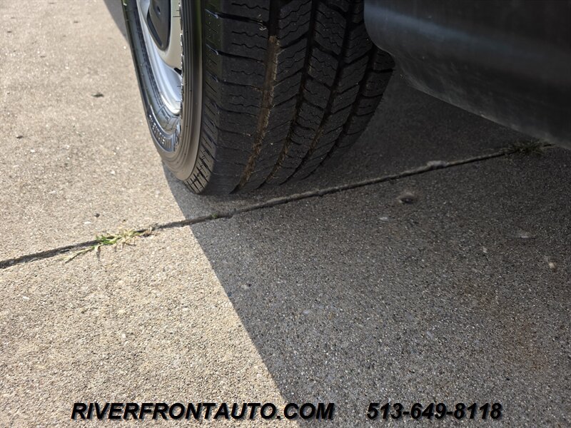 Used 2019 Ford Transit 150 130 Low Roof RWD image 21