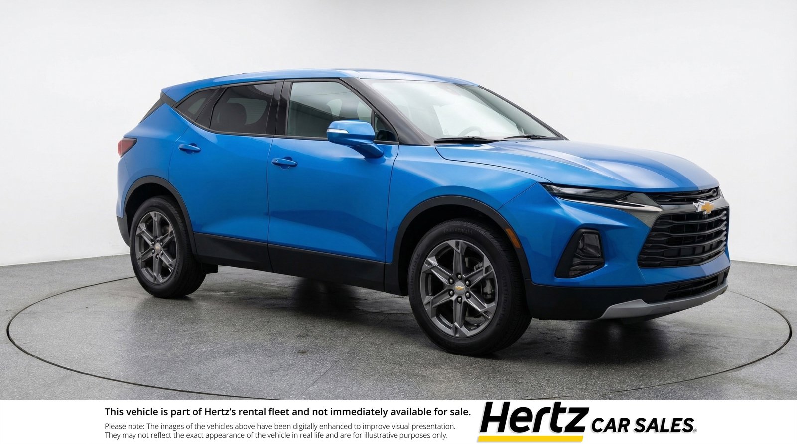 Used 2025 Chevrolet Blazer LT image 1