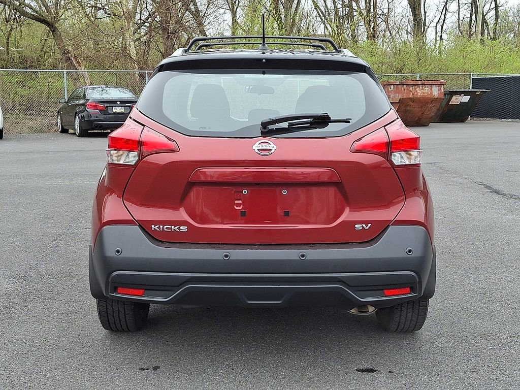 Used 2020 Nissan Kicks SV image 5
