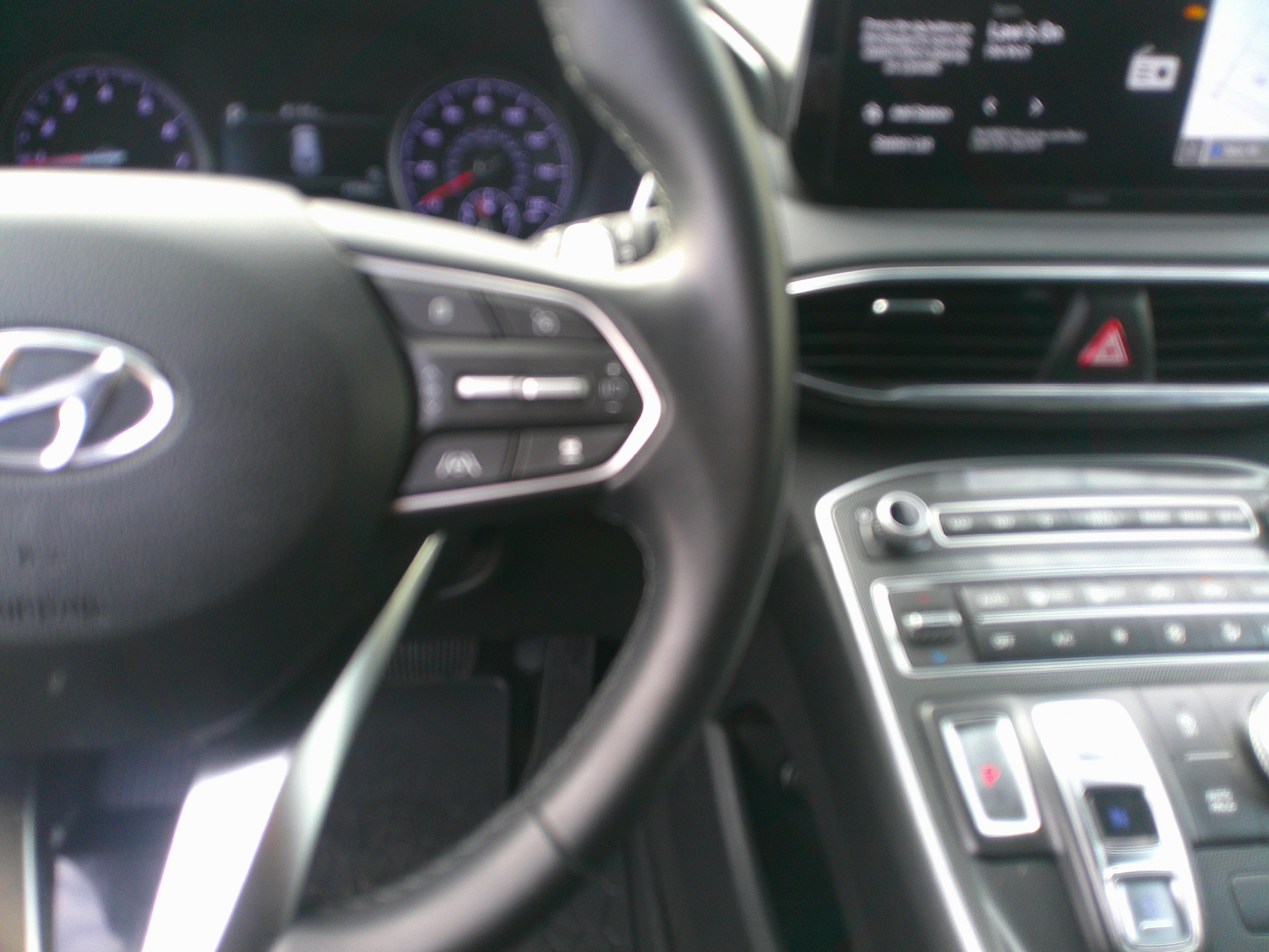 Used 2023 Hyundai Santa Fe SEL image 21