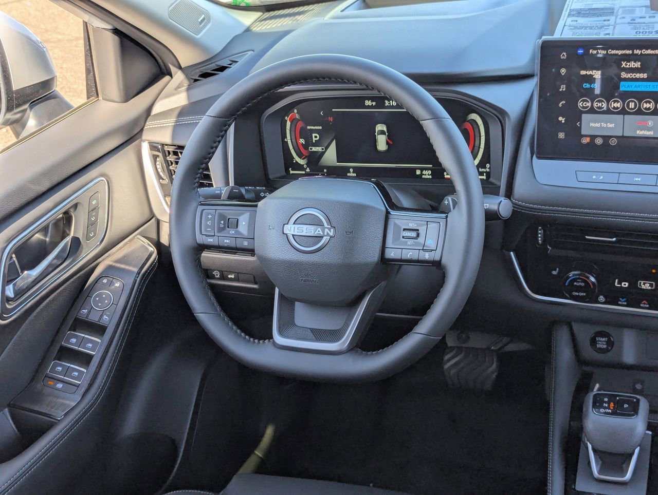 New 2026 Nissan Rogue Platinum w/ Platinum Premium Package image 25