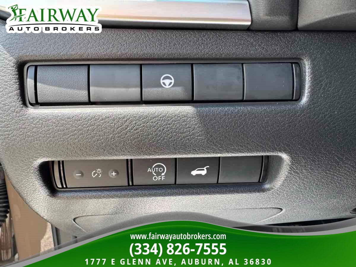 Used 2025 Nissan Rogue SV w/ Rock Creek Premium Package AWD/4WD image 16
