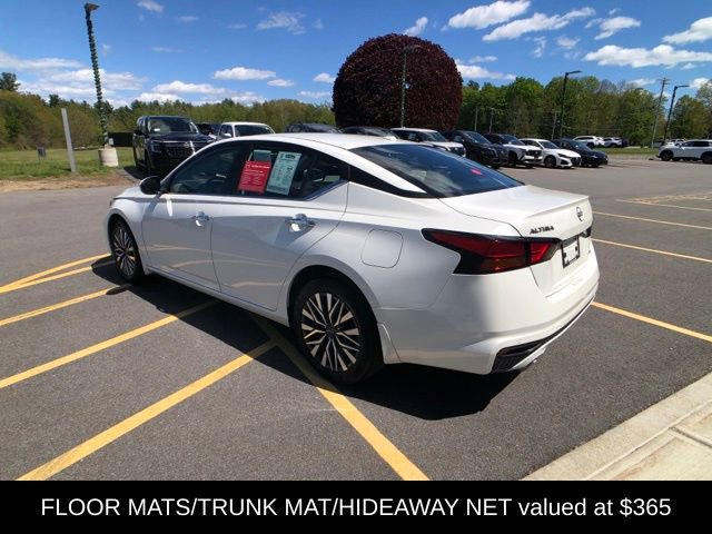 Certified 2024 Nissan Altima 2.5 SV w/ SV Premium Package AWD/4WD image 4