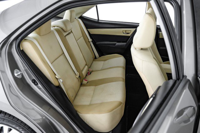 Used 2017 Toyota Corolla LE image 38