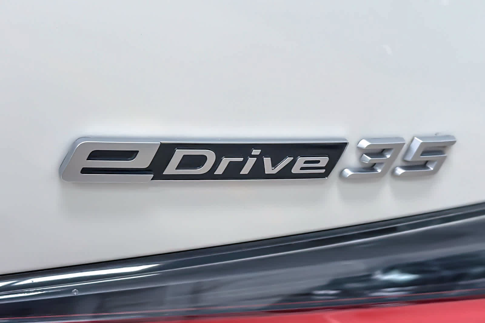 Used 2023 BMW i4 eDrive35 RWD image 4