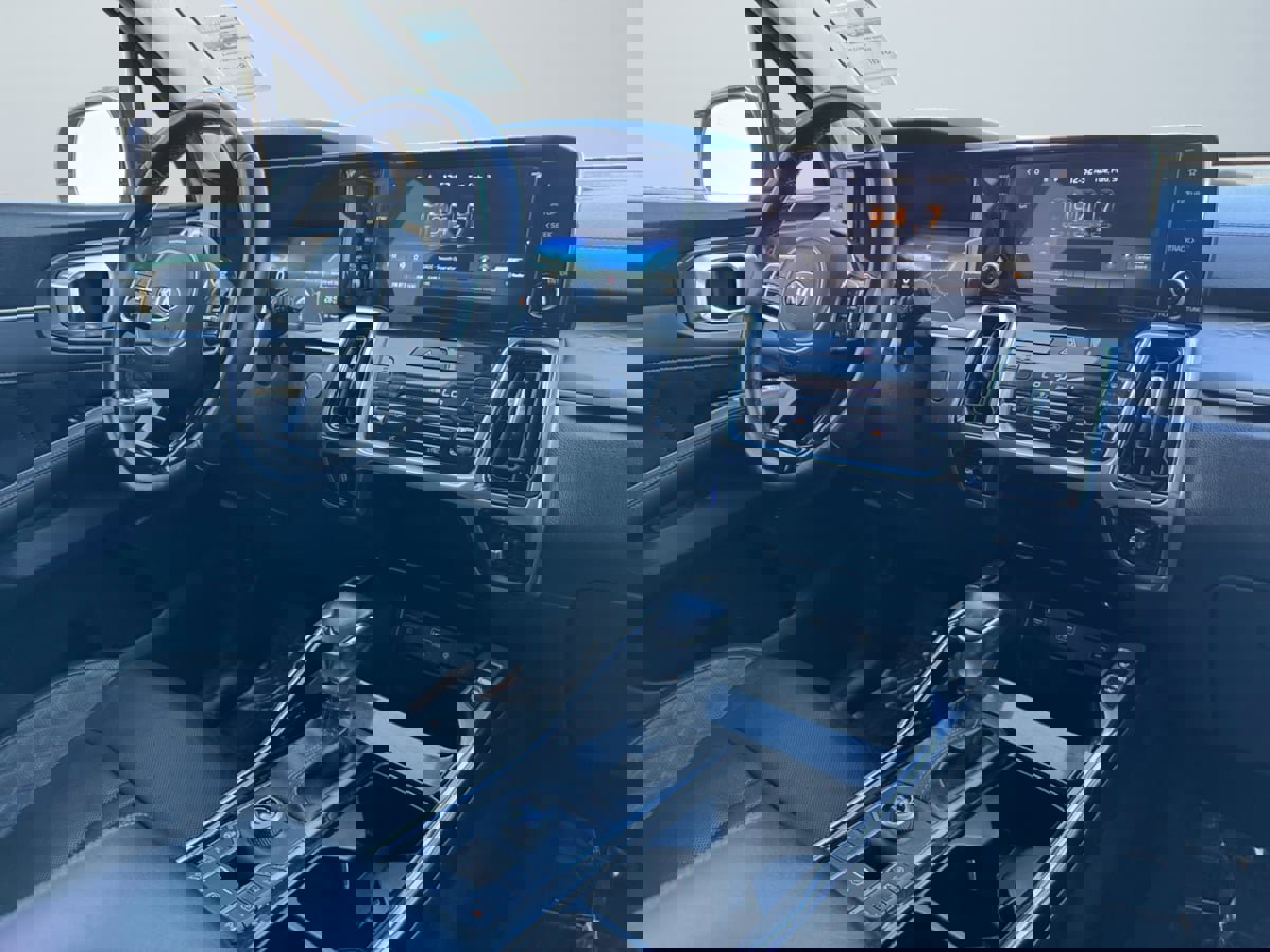 Used 2021 Kia Sorento SX image 14