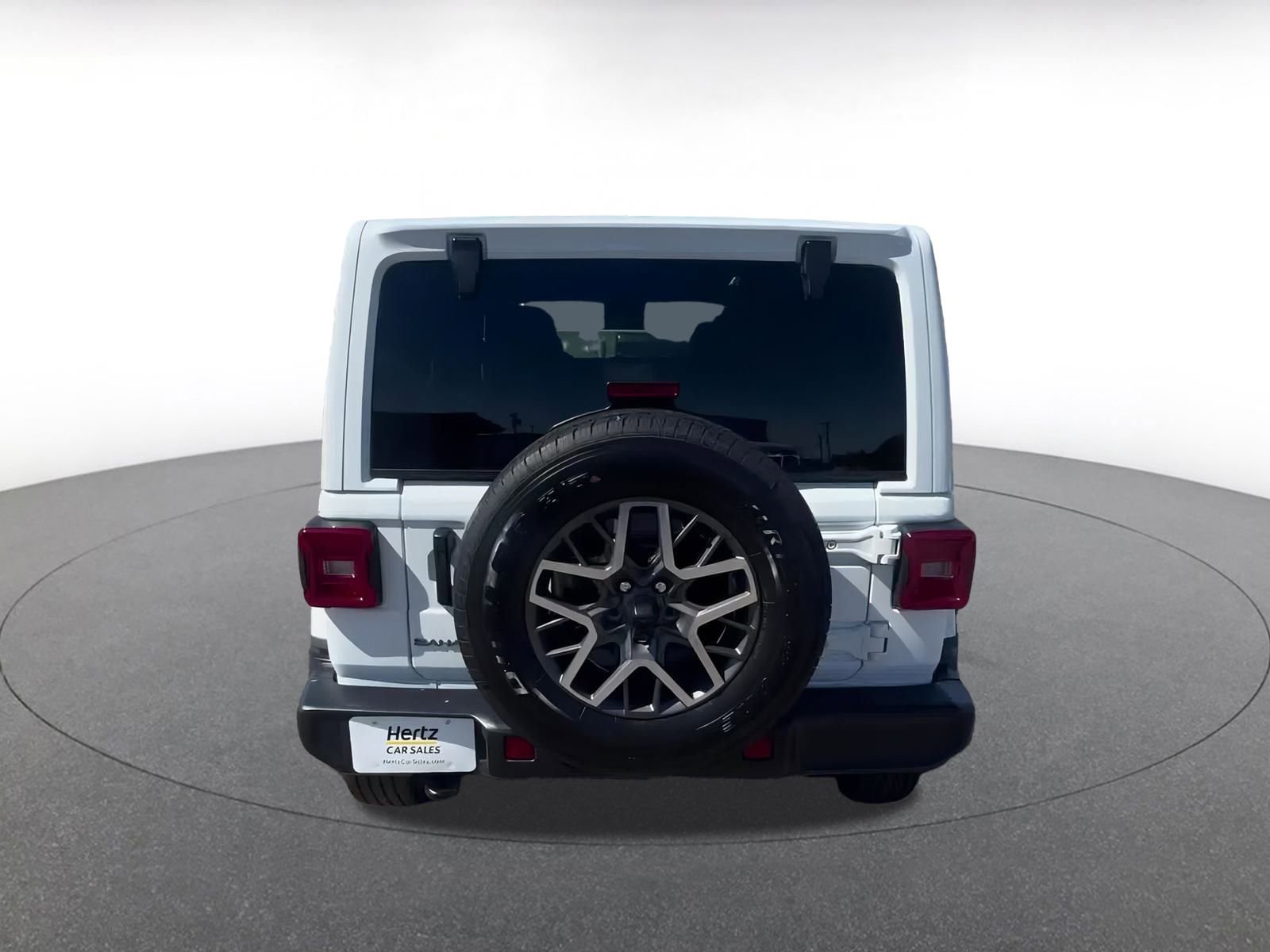 Used 2025 Jeep Wrangler Sahara image 12
