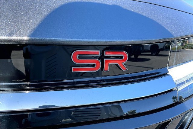 New 2027 Nissan Sentra SR w/ Floor Mat Package FWD image 9