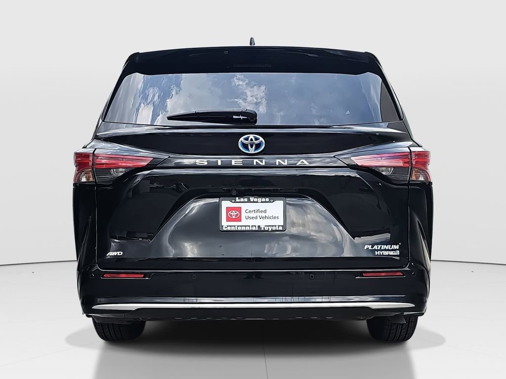 Certified 2022 Toyota Sienna Platinum image 6