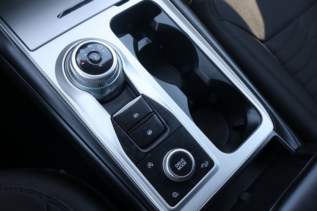 Used 2021 Ford Explorer XLT w/ Class III Trailer Tow Package image 8