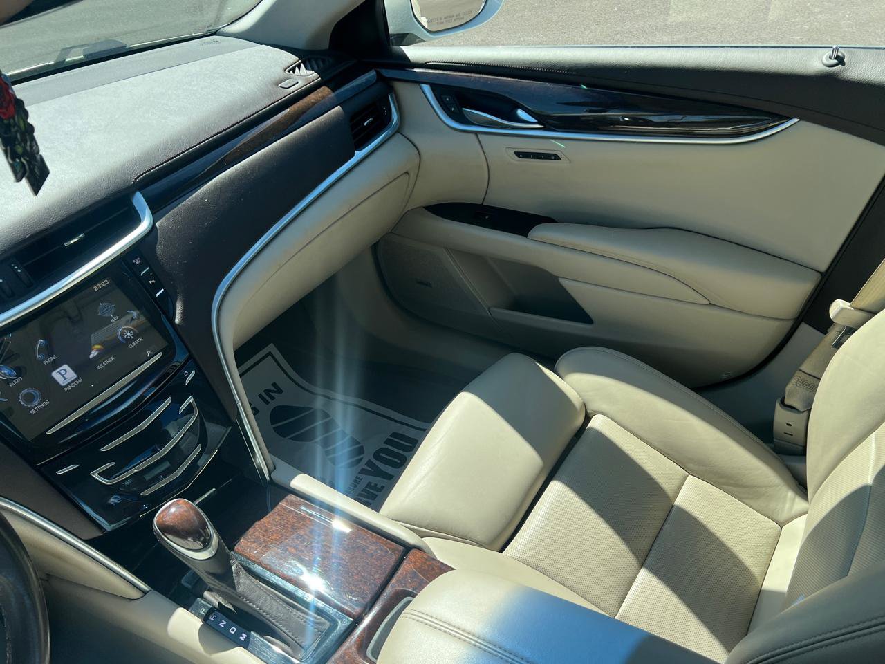 Used 2014 Cadillac XTS Luxury AWD/4WD image 22