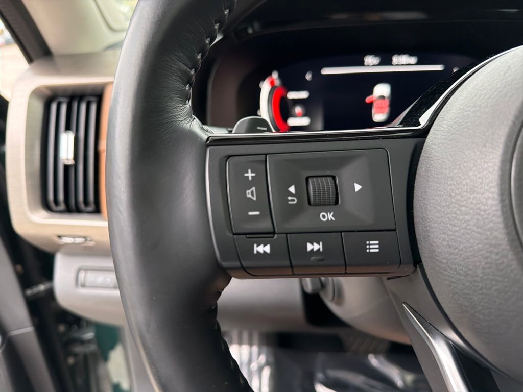 Certified 2022 Nissan Pathfinder Platinum w/ Cargo Package image 22