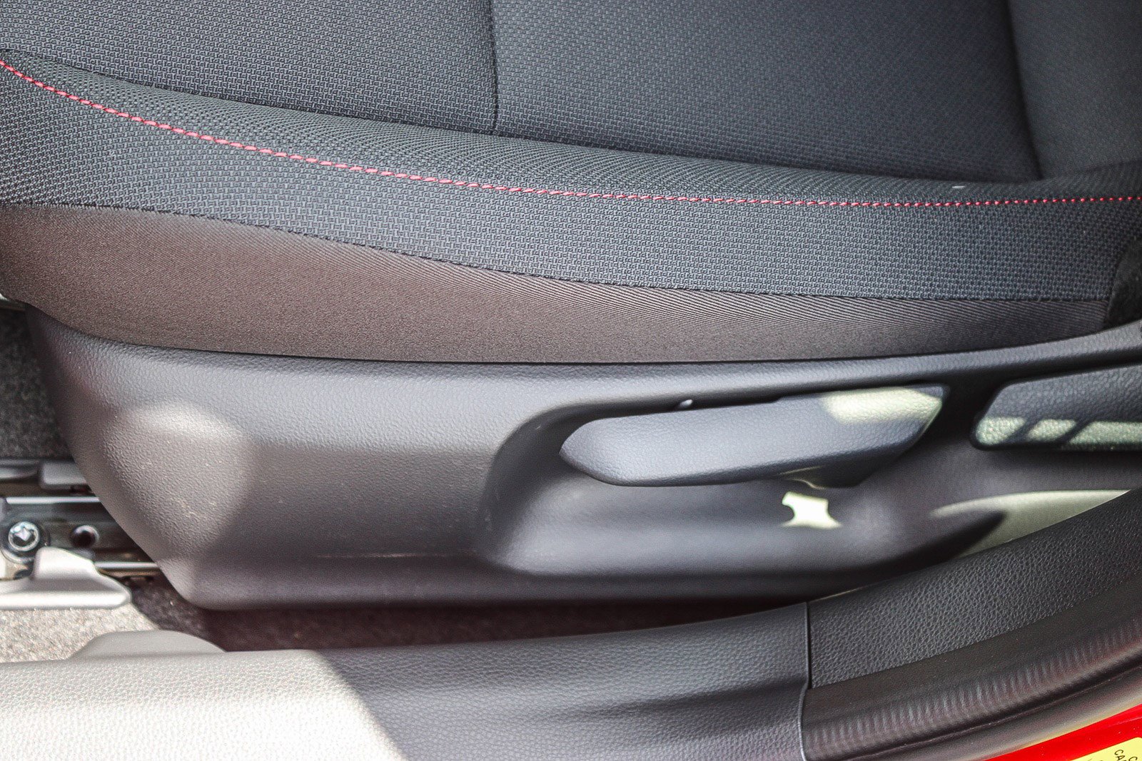 New 2026 Toyota Prius Plug-In Hybrid FWD image 24