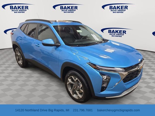 New 2026 Chevrolet Trax LT w/ Sunroof Package