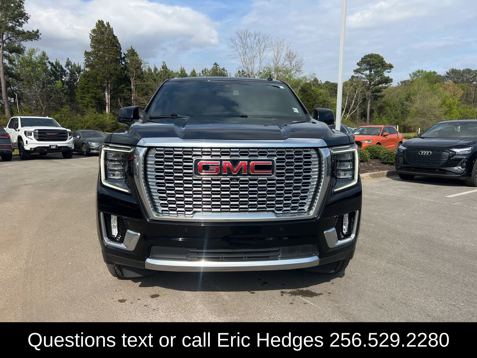 Used 2022 GMC Yukon Denali image 2