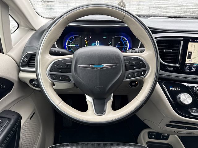 Used 2020 Chrysler Pacifica Limited w/ Advanced Safetytec Group image 21