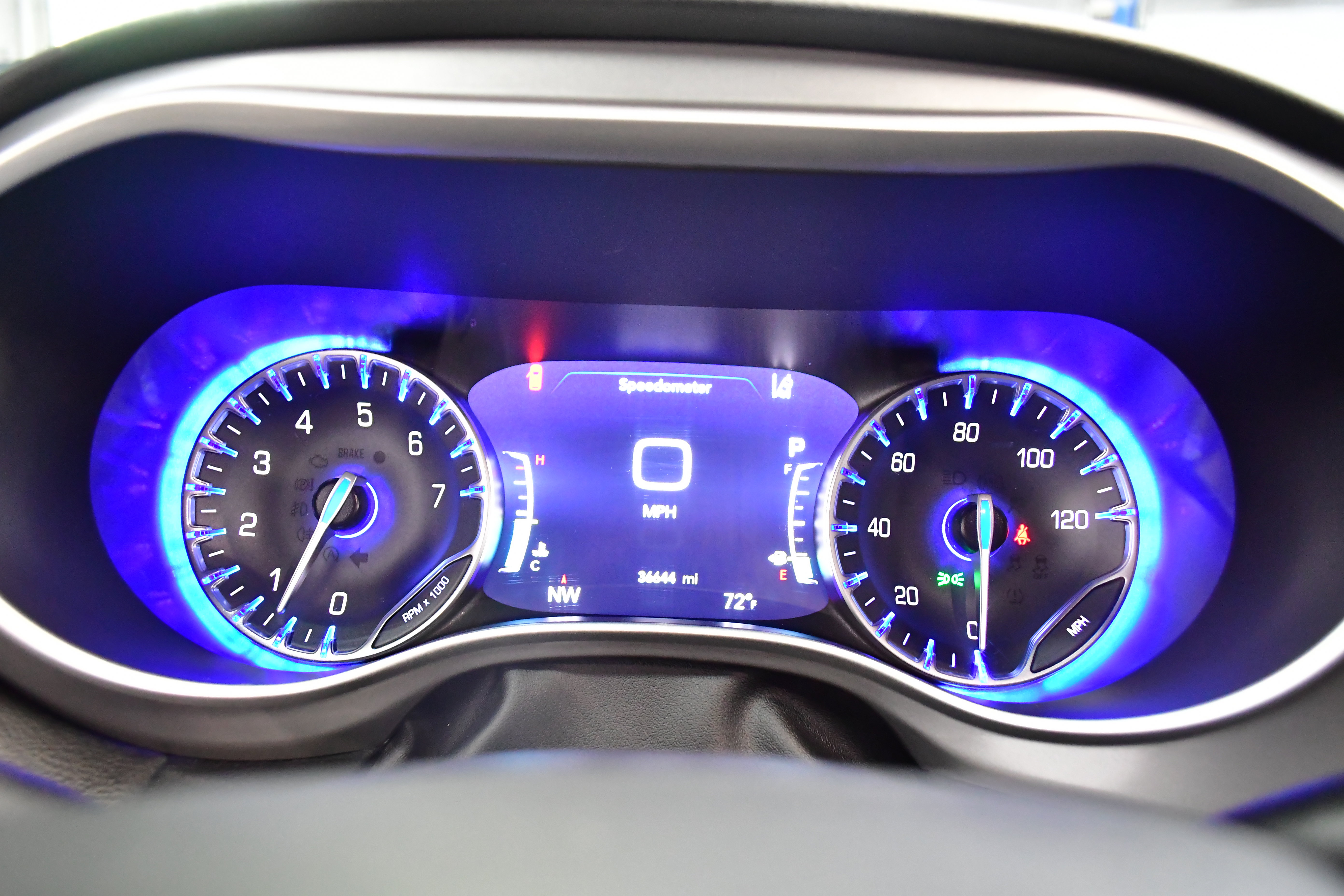 Used 2025 Chrysler Pacifica Select FWD image 21