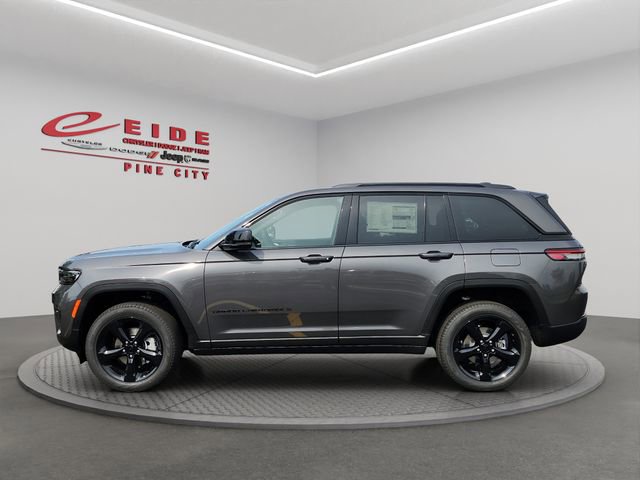 New 2025 Jeep Grand Cherokee Limited image 2