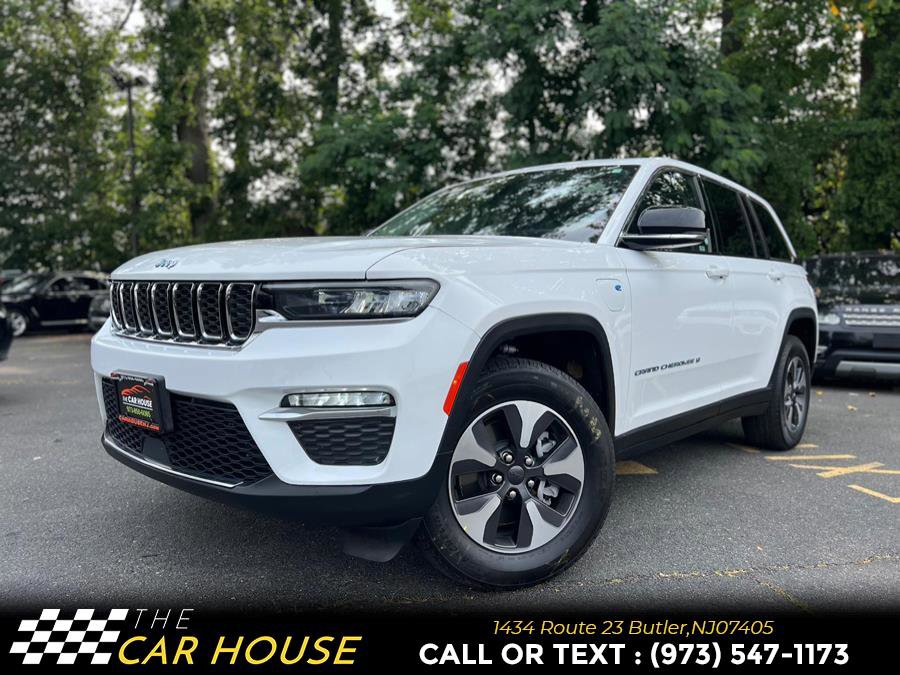 Used 2023 Jeep Grand Cherokee 4WD 4xe image 2