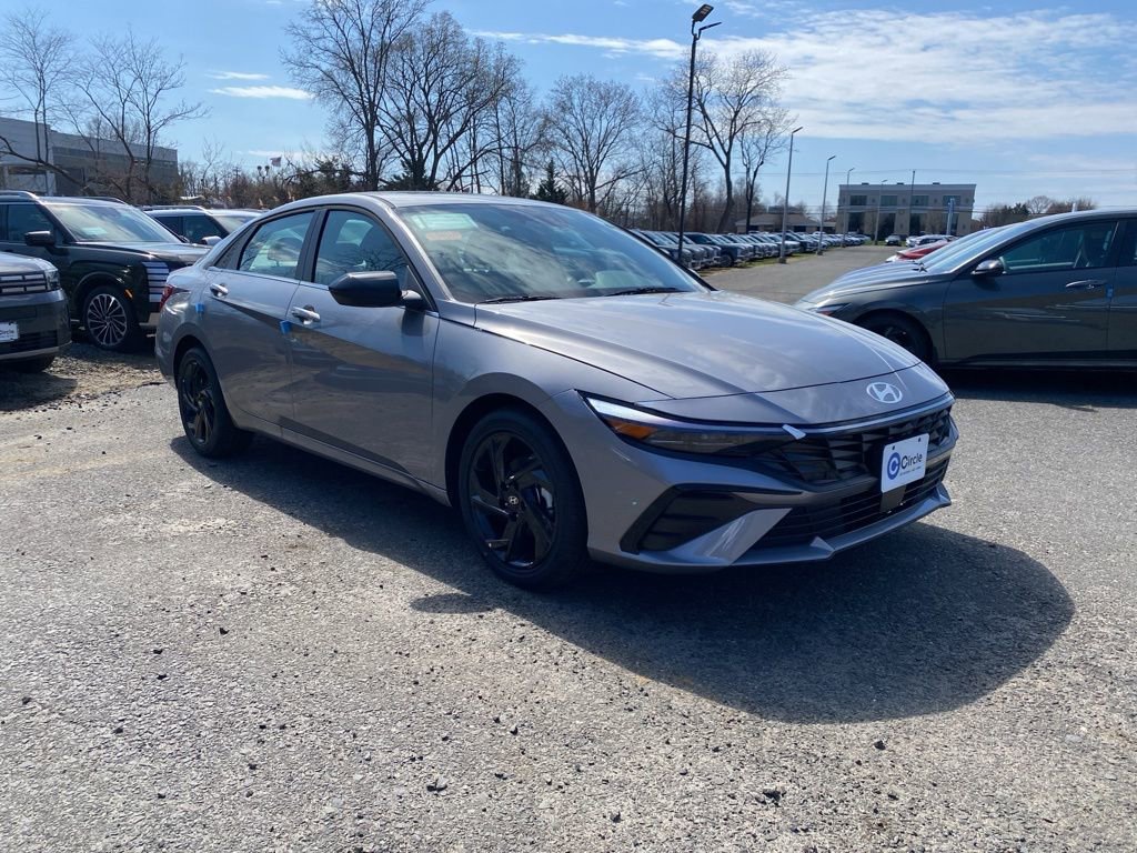 New 2026 Hyundai Elantra SEL Sport Premium
