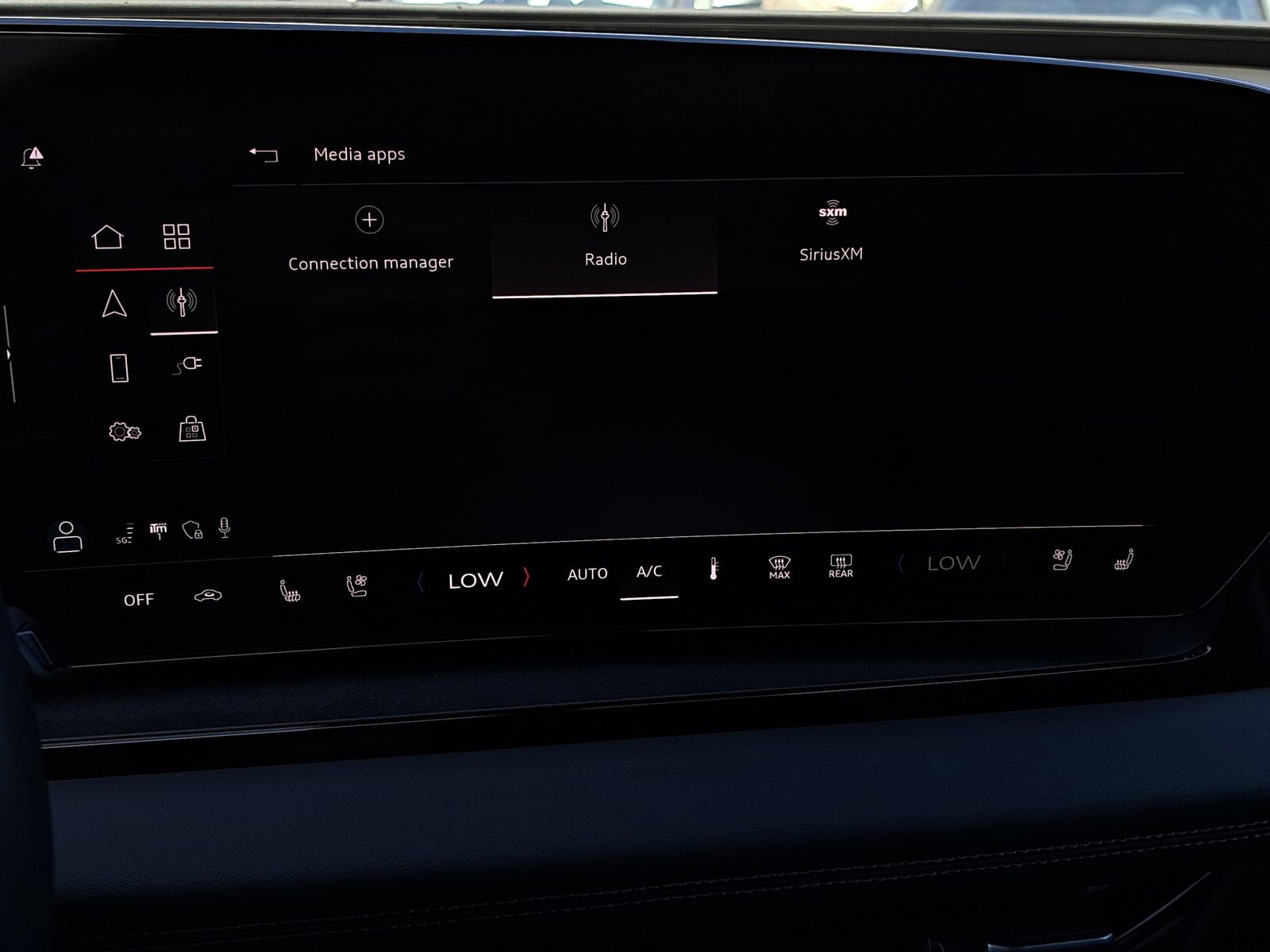 Certified 2025 Audi Q6 e-tron Premium Plus w/ Premium Plus AWD/4WD image 23