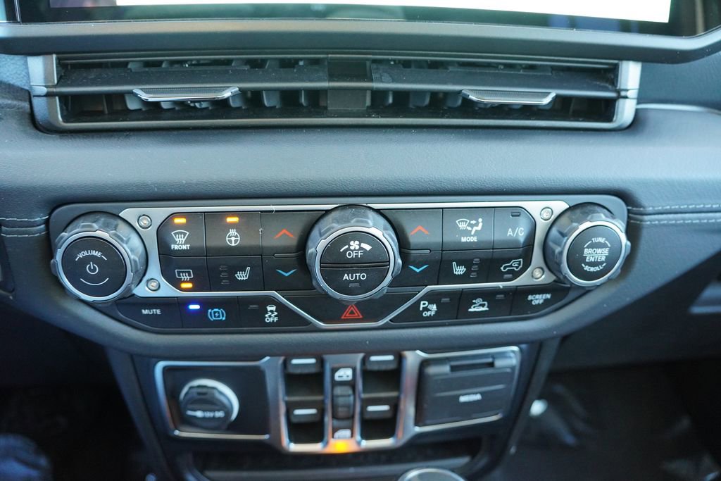 Used 2024 Jeep Wrangler Sahara 4xe w/ Safety Group image 26