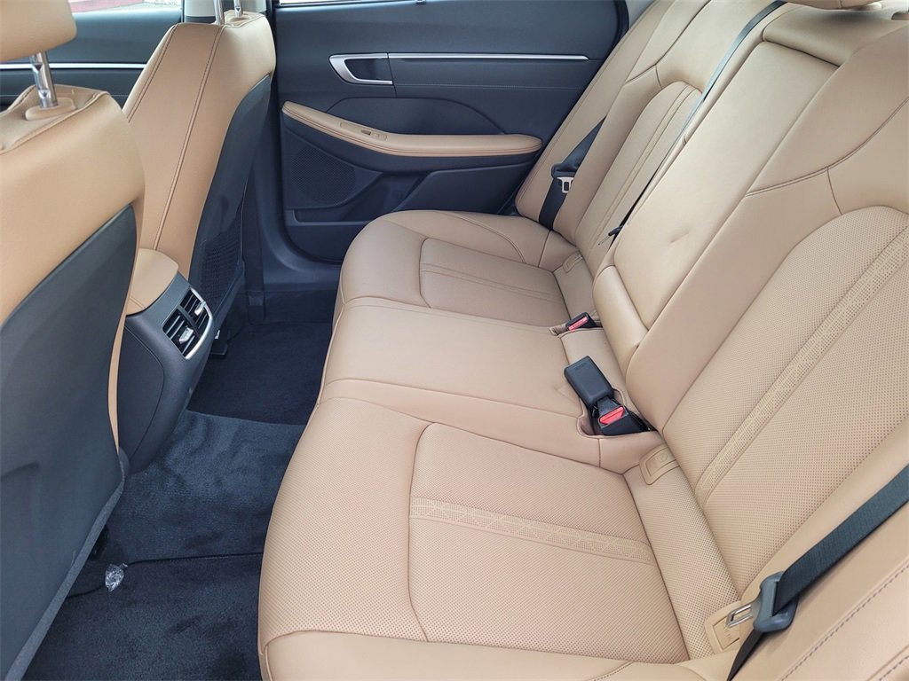 New 2025 Hyundai Sonata Limited image 6
