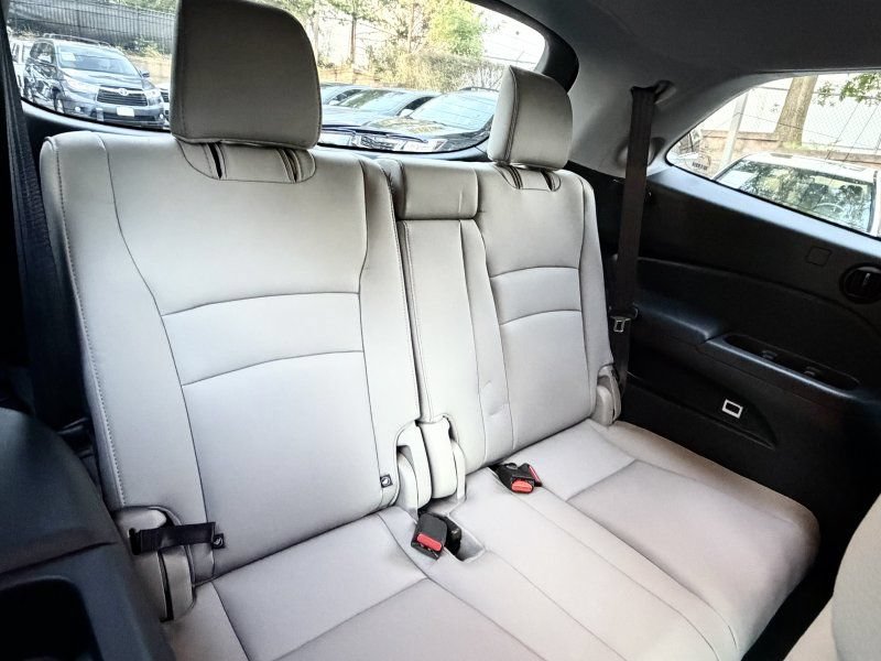 Used 2017 Honda Pilot Elite image 21