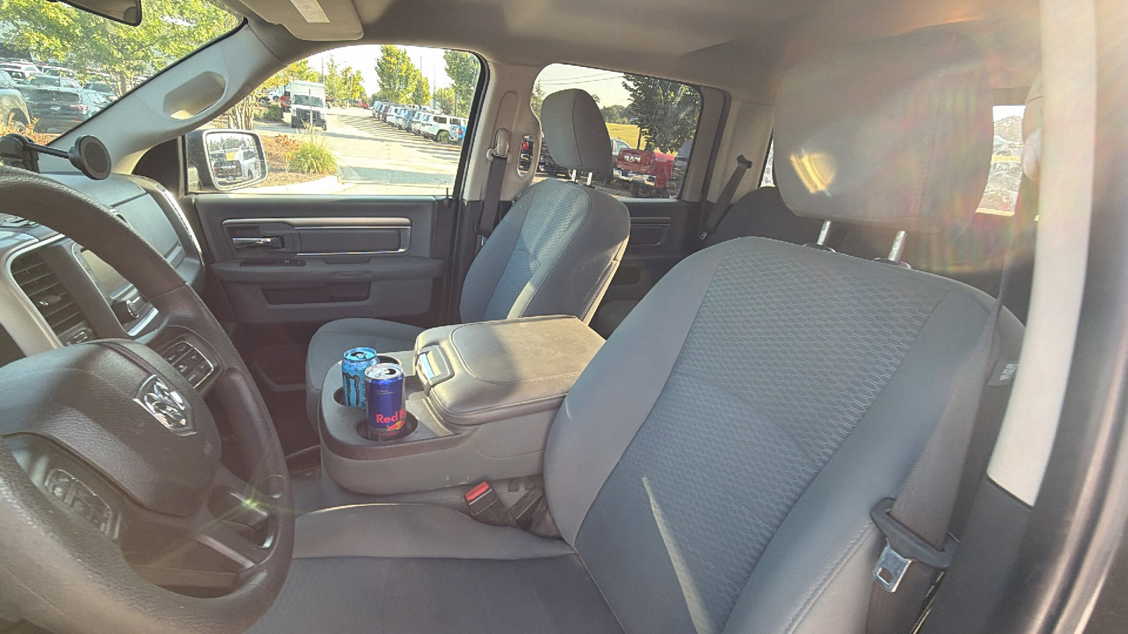 Used 2019 RAM 1500 Classic SLT RWD image 17