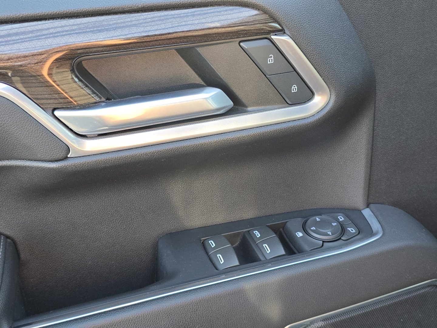 Certified 2022 Chevrolet Silverado 1500 LT image 31