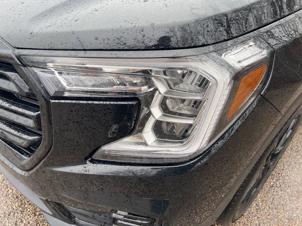Certified 2023 GMC Terrain SLE w/ Driver Convenience Package image 11