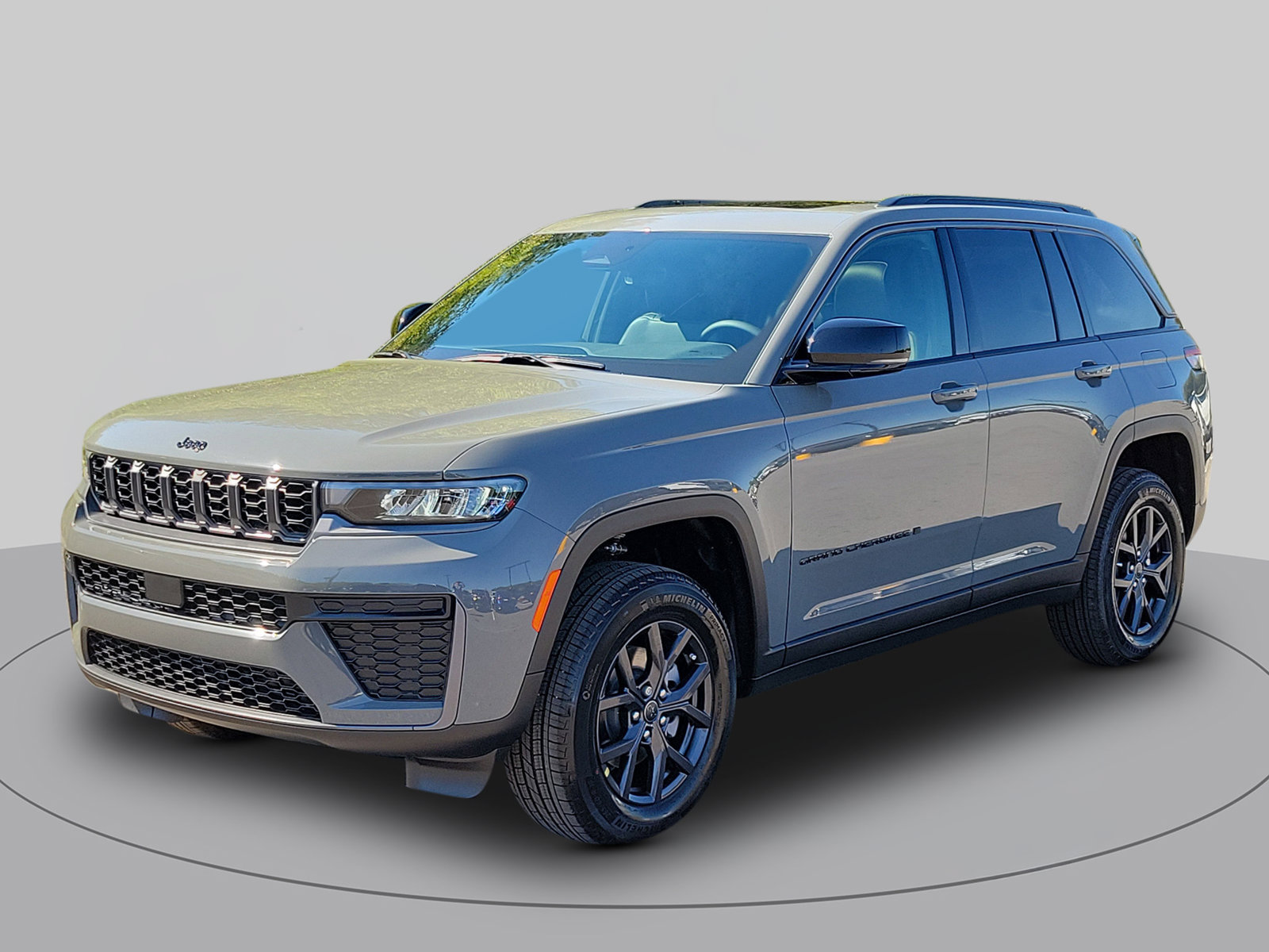 New 2027 Jeep Grand Cherokee Altitude RWD image 7
