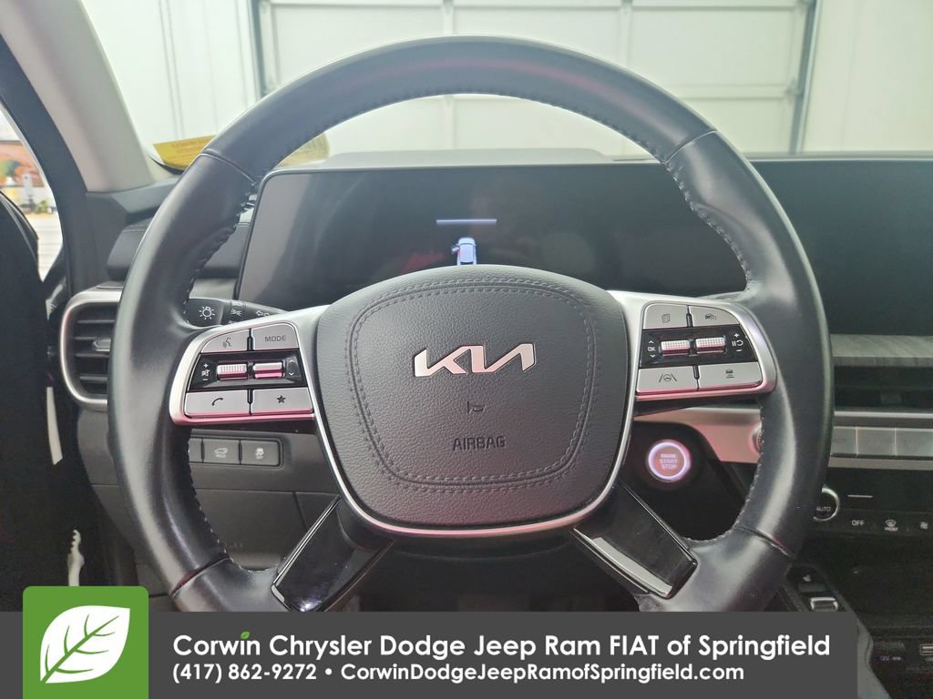 Used 2024 Kia Telluride EX w/ EX Captain's Chair Package FWD image 21
