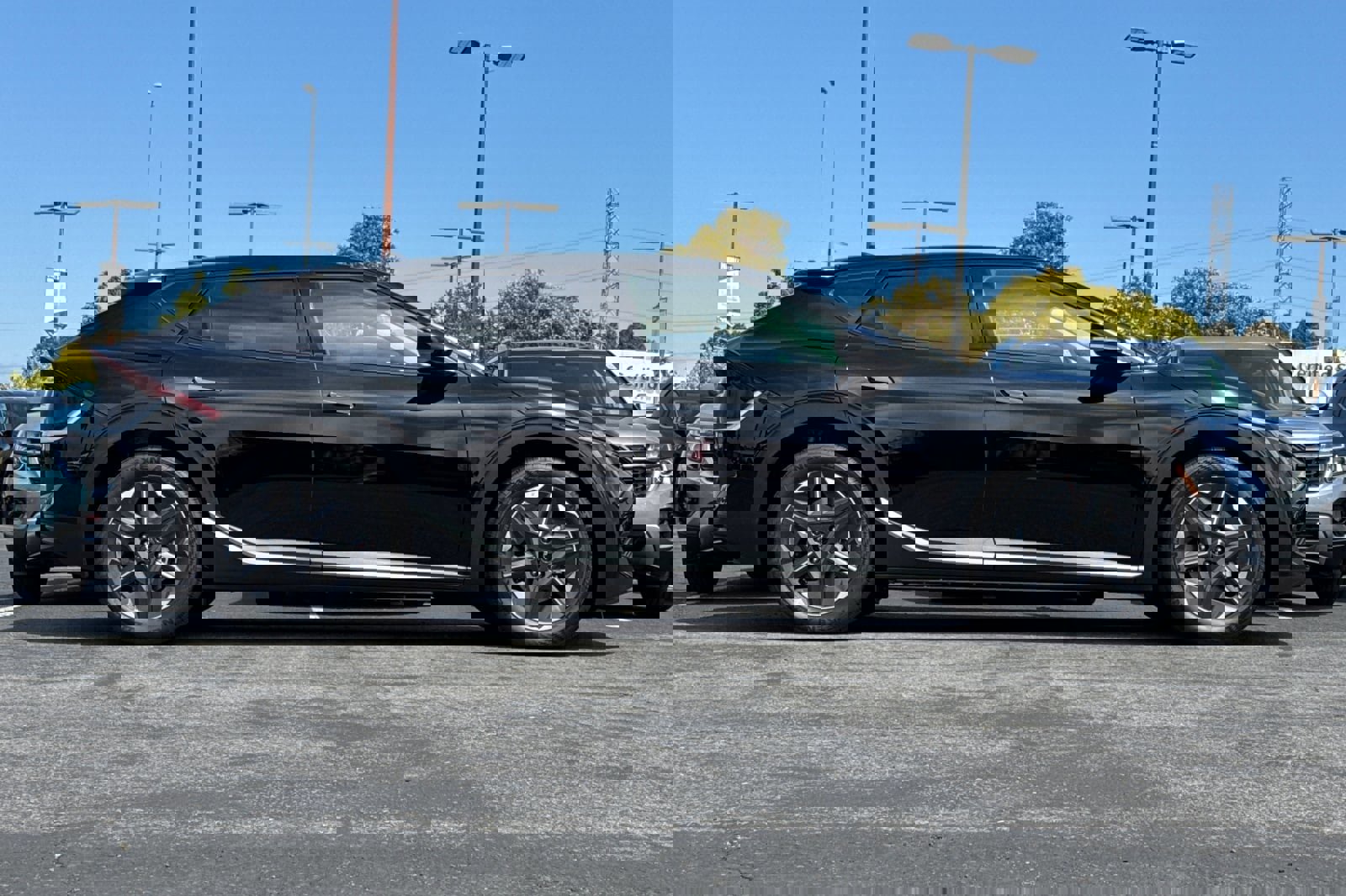 New 2025 Kia EV6 Light image 3