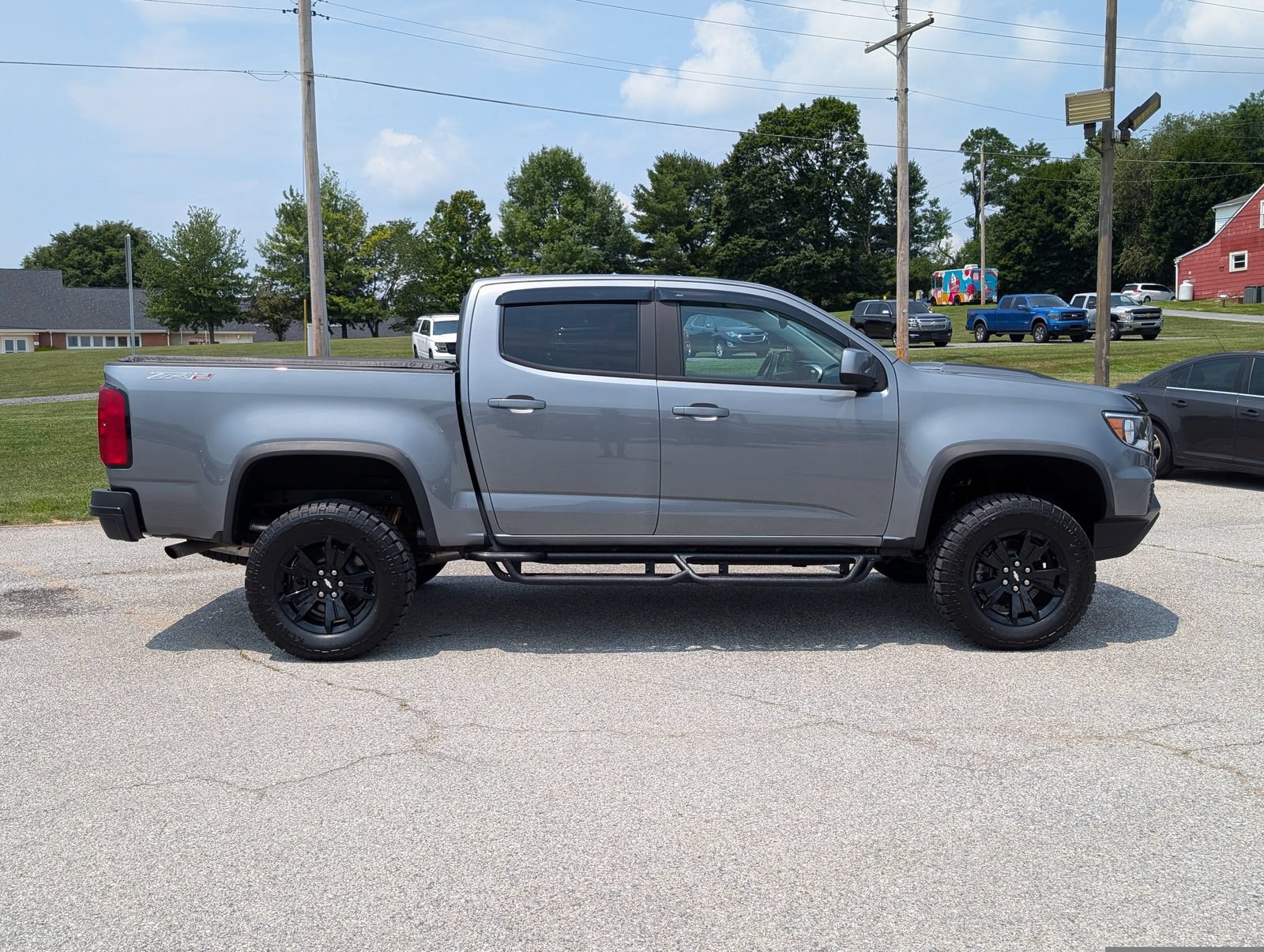 Used 2021 Chevrolet Colorado ZR2 w/ ZR2 Dusk Special Edition AWD/4WD image 2