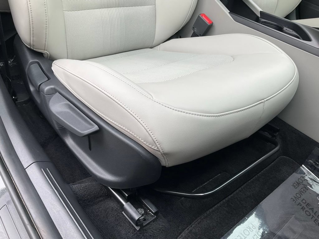 Used 2023 Kia Niro Wind FWD image 55
