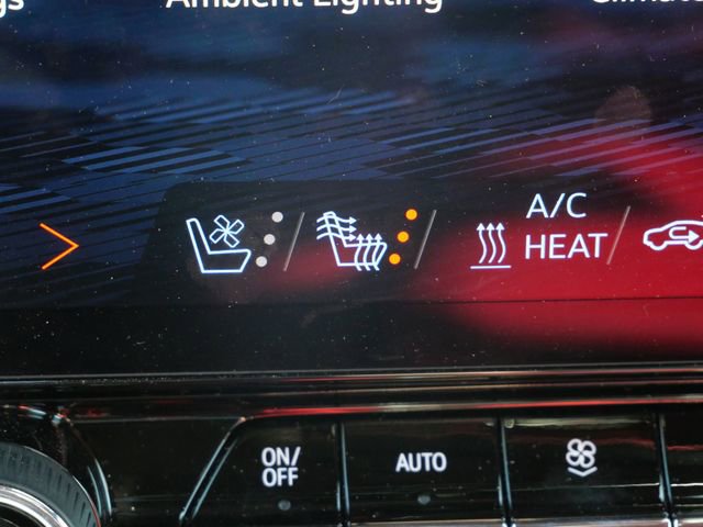 Used 2025 Chevrolet Blazer EV RS image 19