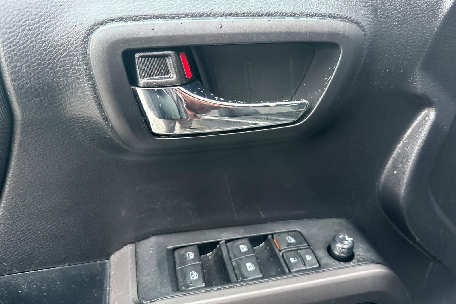 Used 2021 Toyota Tacoma TRD Sport w/ Technology Package image 11